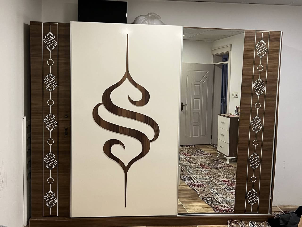 بۆ فرۆشتن بە نرخی زۆر گونجاو زۆر خاوێنە


**إذا كنت صاحب هذا الإعلان وتريد حذفه لأي سبب، رجاءا أرسل رسالة إلى الدعم الفني**