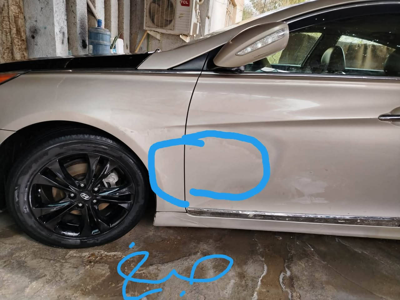 سوناتا امريكي ٢٠١١
بغداد انكليزي
فول مواصفات 
حادثها من امريكا باب خلفي ايمن وهلال جاملغ 
فتحه
بصمه
داخل جلد
ارضية جلد تفصال
تبريد قطعتين 
شاشه بلادي
سماعات انفنتي ودمام خلفي
كامره دواره 
كشن كهربائي 
تدفئة بالكشنات
السعر (105 $) 
للتواصل ***********
