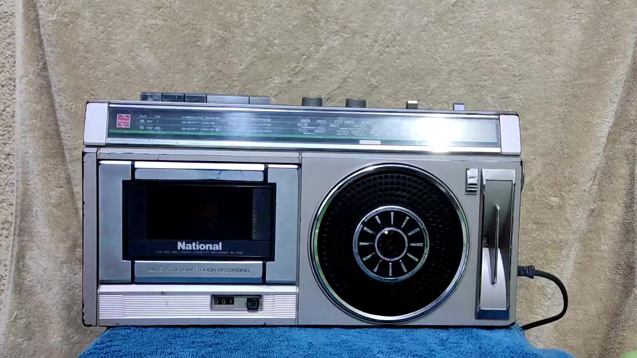 ناشيونال ياباني اصلي
بدون ف م 
الجهاز شرط الشغل والنظافة 
٧٠ الف مع التوصيل


**إذا كنت صاحب هذا الإعلان وتريد حذفه لأي سبب، رجاءا أرسل رسالة إلى الدعم الفني**