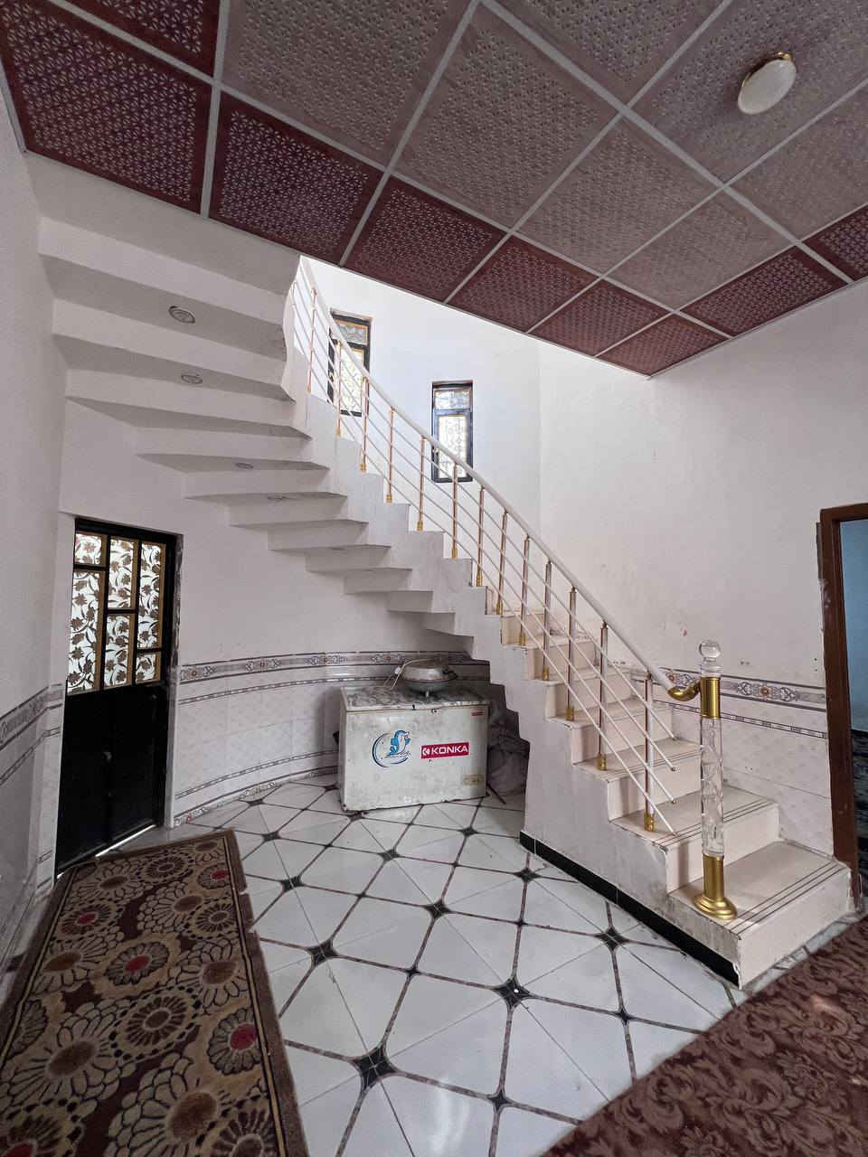 دار سكن للبيع 🏠
المساحة :: 140م / شارع تبليط 10
#السعر :: 68 مليون قابل للتفاوض
ملك صرف زراعي عراقي نموذج 25
كونكريت البناء #حديث ومرتب
#يحتوي :: غرفتين منام طارمة أستقبال مطبخ 
صحيات خارجية صالة واسعة صحيات داخلية
مناور درج / قريب من المدارس 
إبي الخصيب - العوجة - شارع المقيمين 
#للاستفسار :: ***********
