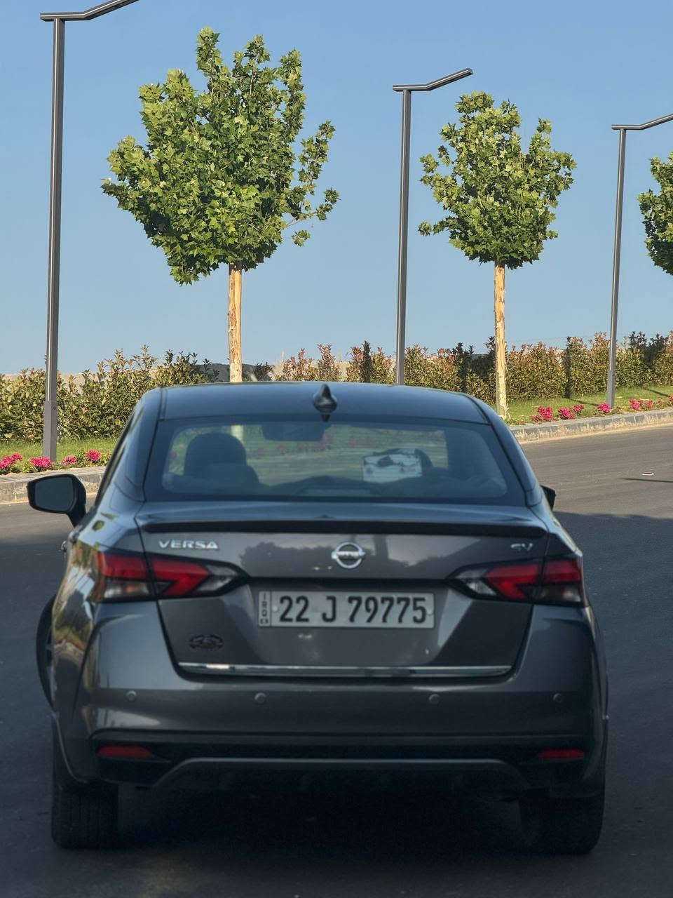 نیسان ڤێرسا مۆدێل ٢٠٢١
نرخ:126$
مواصفات SV
تەنیا ٣٨٠٠٠مل رۆیشتووە
پشت و پێشی کەپس
تەنیا ١ دەرگای پێشەوەی سکن بۆیاغە بێ ژۆرێ
لەگەڵ ١ دەرگا ساردە کوت
سەیارەکی نموونەیە لە جوانی 
گێر و مەکینە و کارەبایی هەمووی بە شەرت
سەنەوی و ژینگە تازە
کەمێک مەجالی تێدایە
ژ. مۆبایل:*********** أربيل, العراق
