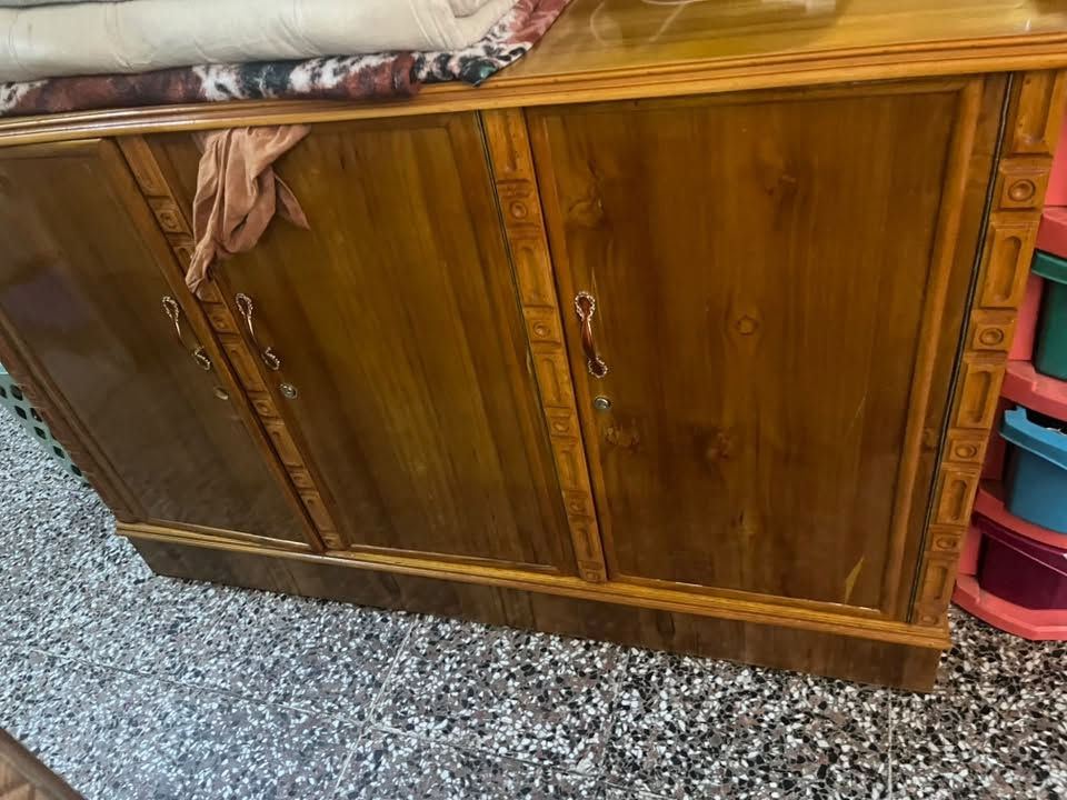 السلام عليكم كنتور وبوفيه تفصال جديد للبيع ب٤٠٠اثنينهم

واتساب :***********

أدمن وافق مستعجل
