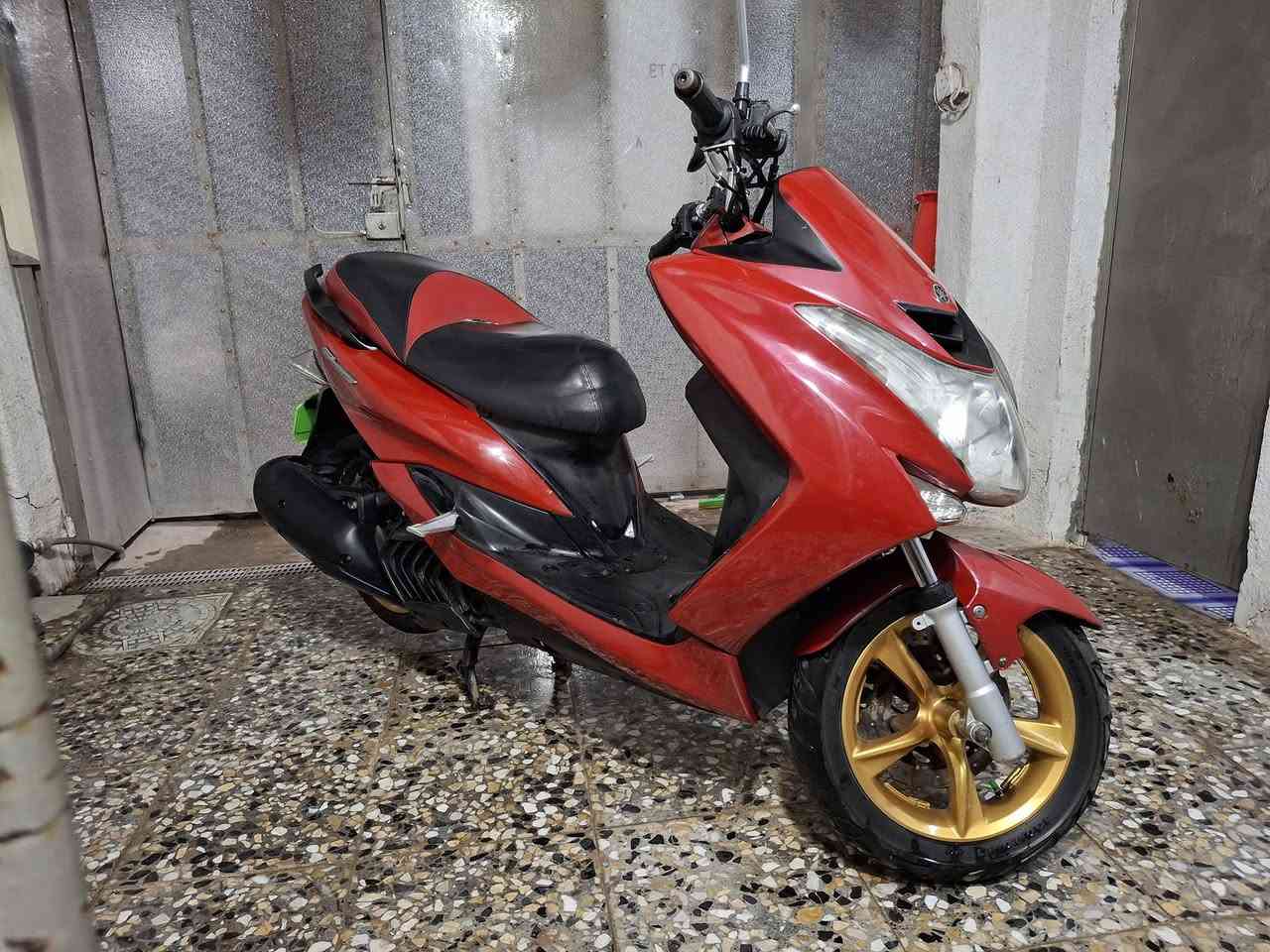 سلام عليكم بيع او مراوس بفورزه كفاله 
ياماها ماجسـتـا أس الحديث موديل 2017 🇯🇵ياباني 🇯🇵قبق نفخ طلاعات
للـــبـيــع كفالة عامة مكينة +كفرات 
الدراجة كاملة على اخر برغي مابيه نقص اوراق موجوده منفيس ومكاتبه كلش جديده الدراجه
 ✨ مواصفات ✨
راديتر
لايت عالي ناص 
اشاير يمنة يسرة
صندوك جك 
طلاعات
ستاند جانبي كهرباء 
مكينة 155سي سي 
بريك امامي خلفي دسك
موقع 📍بغداد الزعفرانيه 
السعر :مليون او 50 وبيها مجال بسيط جدا
للاستفسار 👇🏻
***********
