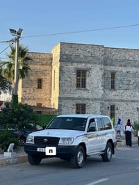للبيع 2000 تحويل اصولي بدون بارد ٣ قتعة سبغ   سيارة جديد   بدون موشكيل...