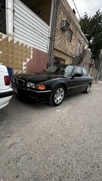 بي ام دبليو E38 • ١٩٩٥ • محرك V6