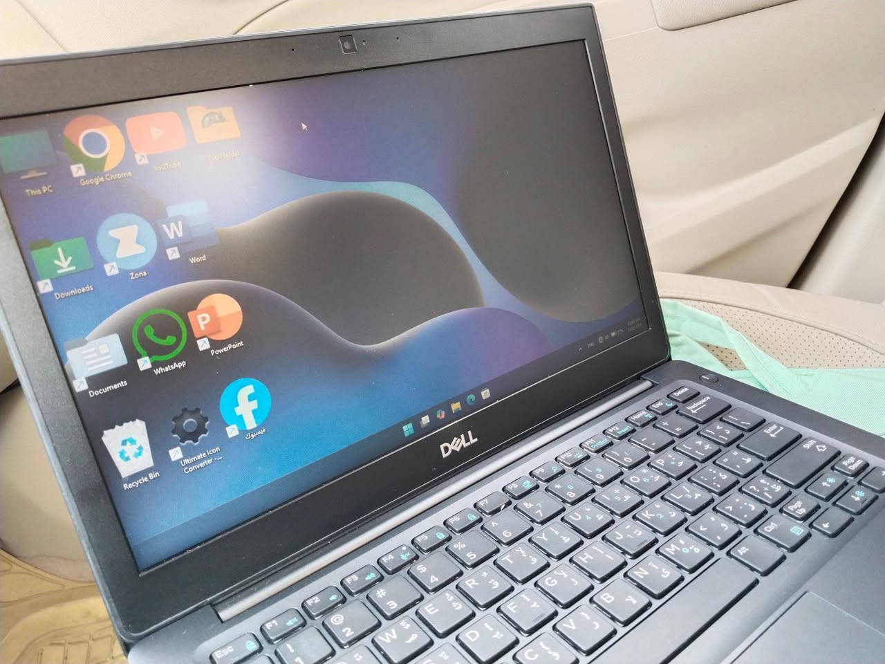 لابتوب  Dell  Latitude  7290
حجم 13 انج .. معالج i7 جيل ثامن بالة وارد كندي .. رام 8 كيكا .. كرت شاشة 4 كيكا انتل شير .. ذاكرة 256 كيكا .. كيبورد ضوئي .. مكان سيم كارت ورام .  مخارج يو اس بي 2 ومنفذ تايب سي .. شحن تقريبا ساعتين او اكثر شوية للاستخدام القوي مثل العاب .. اكثر من 3 ساعات للاستخدام خفيف وتصفح والطباعة .. وزنها خفيف وحلوة نظافة 95 بالمية استخدام عندي 10 ايام فقط ابيع لغرض احتاج فلوس .. انطيك وياها جنطة نوع ويوو مرتبة على حجمها جديدة وماوس واير ليس هوكو والشاحنة 
سعر  280  الف فقط 
متوفر توصيل .. مكاني ديوانية


**إذا كنت صاحب هذا الإعلان وتريد حذفه لأي سبب، رجاءا أرسل رسالة إلى الدعم الفني**