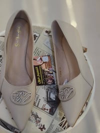 النسيم مول • احذية • حقائب