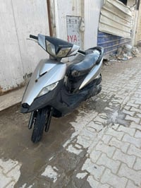 دراجه شغاله ثعلب للبيع كهربايتها كامله مكاني بغداد البياع سعر ٤٠٠ وبيه...