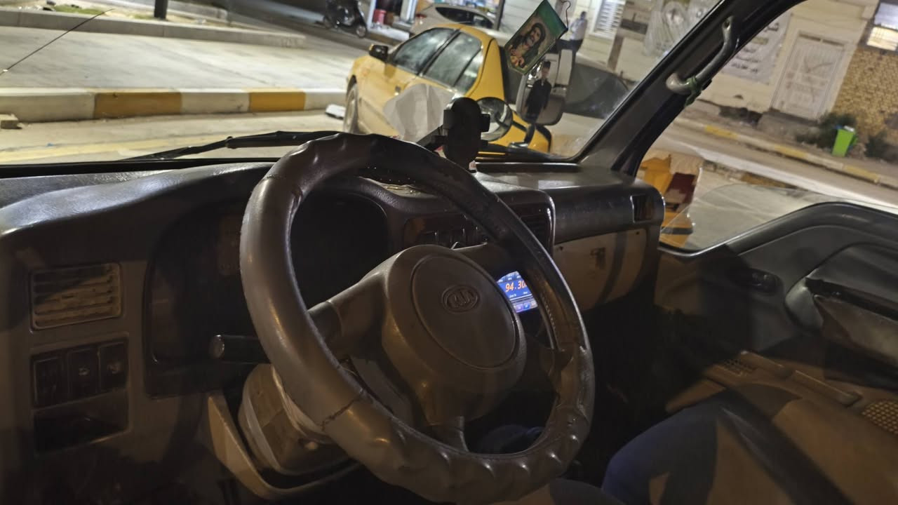 كيا ام عيون 2003 سياره كير مكينه اكسل حداديه شاصي بم كلهن كفاله رقم انكليزي ب اسمي تانكي 100 لتر تايرات جدد دوشمه جديده السعر 75 وبيها مجال العنوان ناصرية مركز ***********
