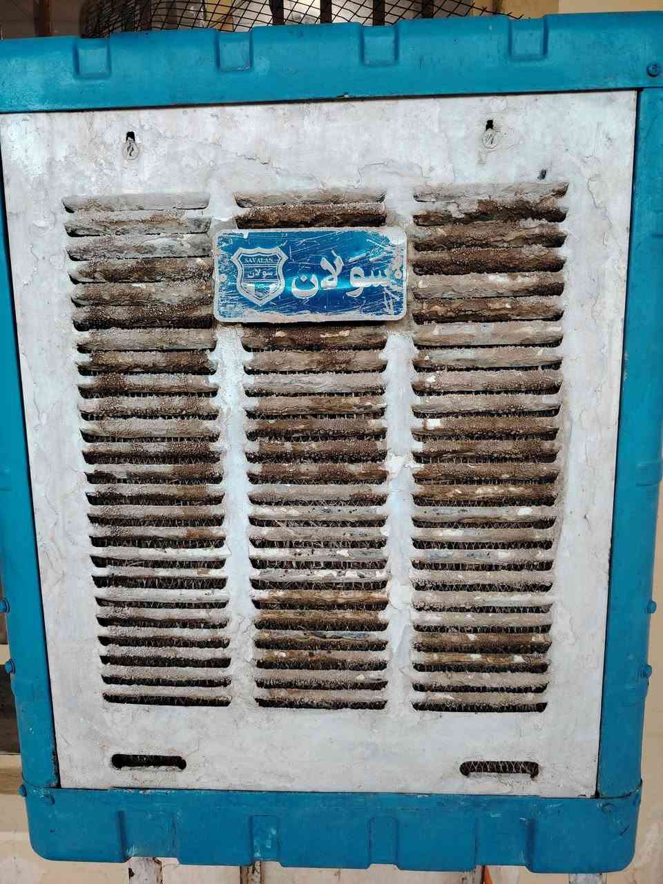 مبرده سولان حجم واحد ونص سرعه وحده عاليه
ماطور ريشان الاصلي ملف نحاس مشتغل شهرين
السعر 70
***********

