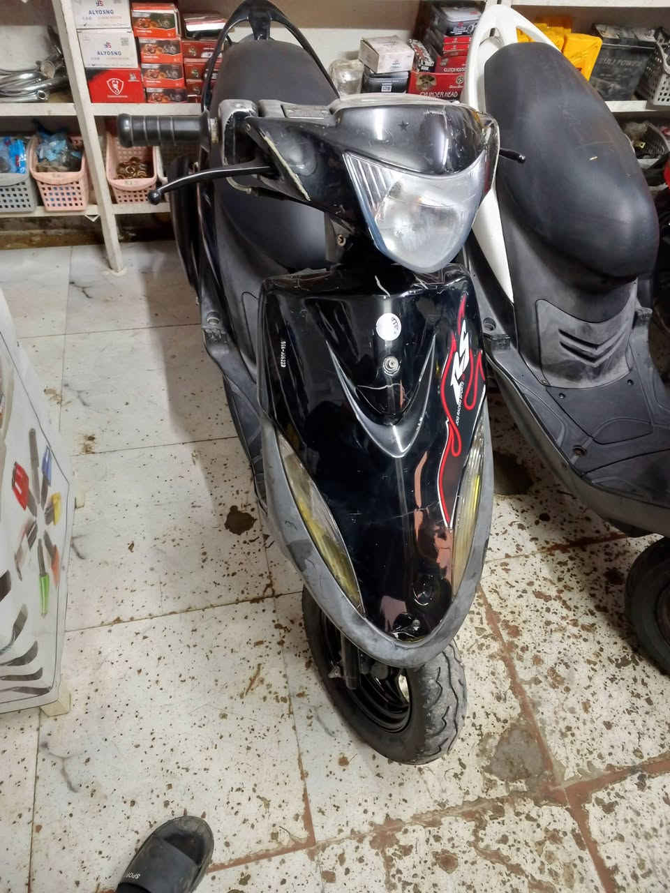 ماكس عدل شلعه ومعدل مفول سعر 600 وبيه مجال قليل مكاني كوت حي جهاد ‭٠٧٧٥ ٩٥٧ ٩٦٤٤‬
