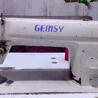 مكينة خياطه للبيع نوع جمسي تجميع امريكي الأتصال 07756685066 يوجد واتسا...