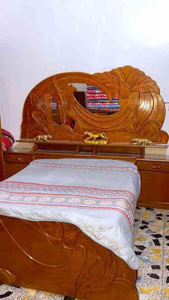 سلام عليكم
غرفه تسكام نضيفه حيل سعره مليون اني مكلف بل نشر رقم صاحب الغرفه ***********
