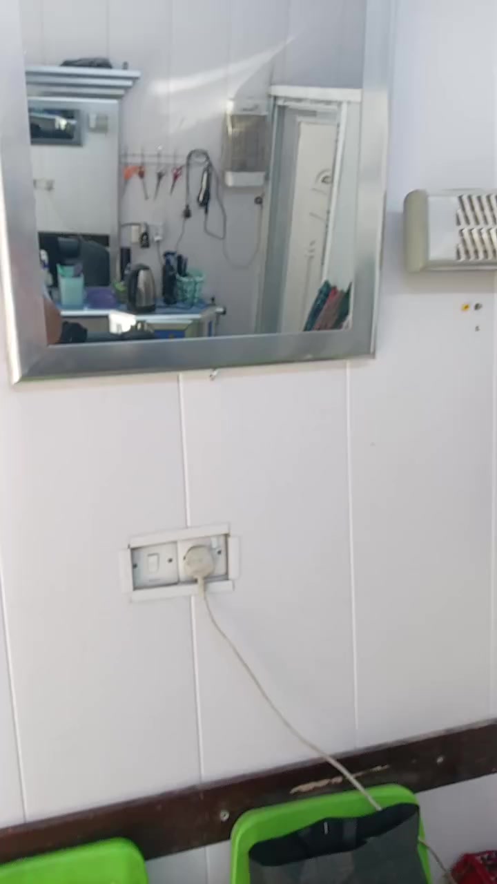 الميز والمري للبيع بغداد حي اور 150  وبي مجال موبايل ***********
