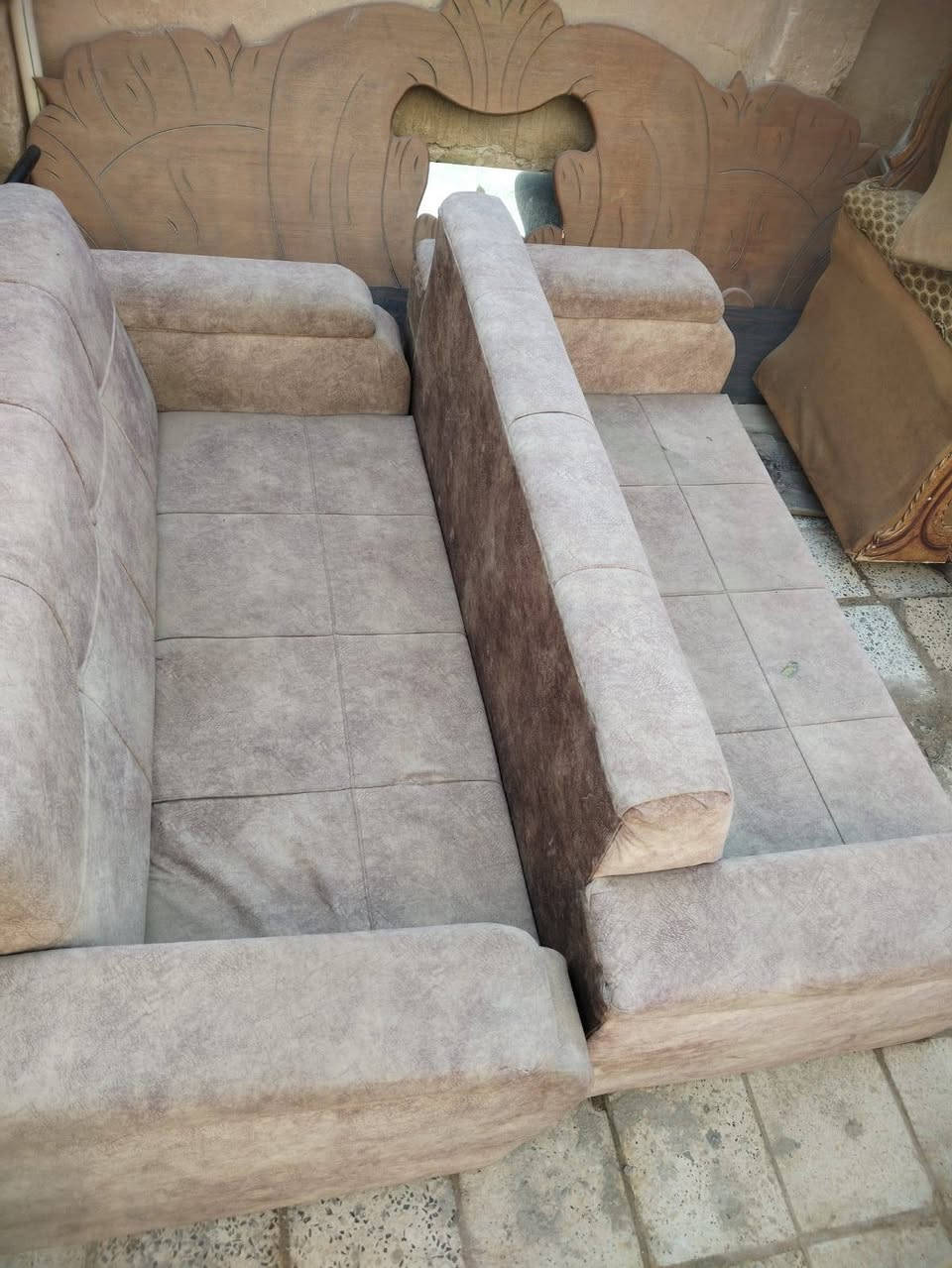 تخم اثاث للبيع مستخدم
السعر 450 وبيه مجال
لتواصل ***********
