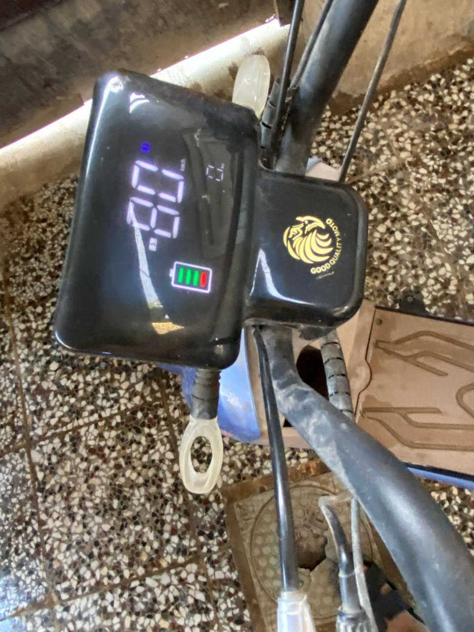 سلام عليكم دراجه شحن حجم 14 فقط كشن الخلفي مابيه والله شاهد الدراجه متروكه فقط شهر واني اخذته صالي 3 اشهر مال نجاح وعارضه 175 ومجال للشراي مكاني بغداد الكاظميه شاطى التاجي الطي


**إذا كنت صاحب هذا الإعلان وتريد حذفه لأي سبب، رجاءا أرسل رسالة إلى الدعم الفني**