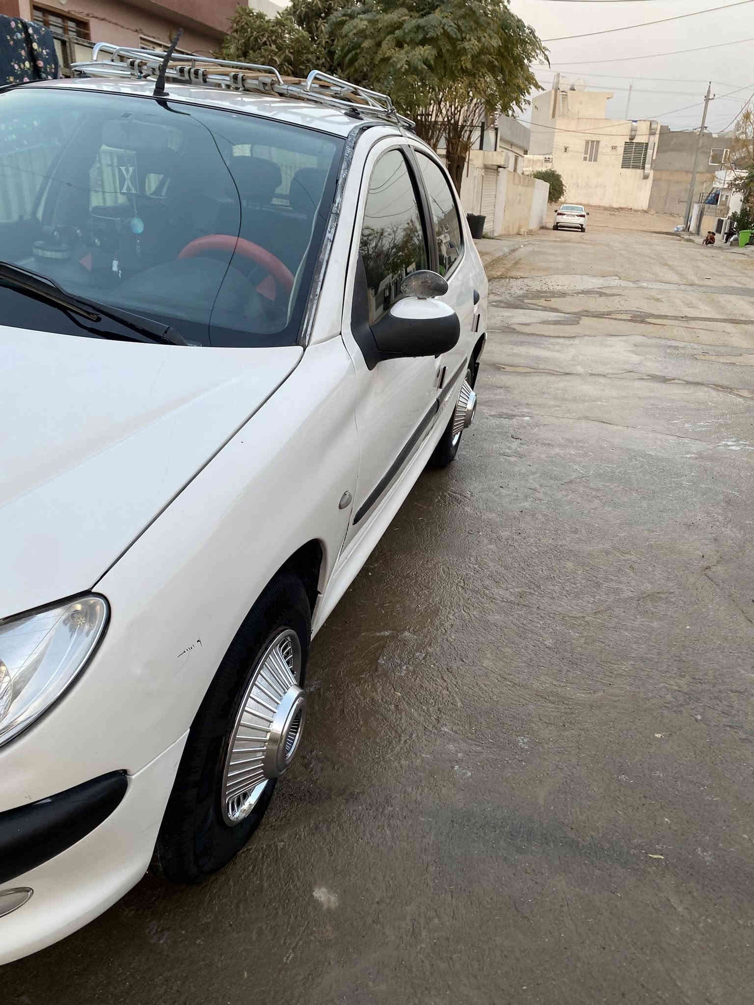 بيجو 206 موديل 2008 مصبوغه احزام مكينه وكير زينات وتبريد شغال كهربائيات كلها شغاله كير اوتوماتيك
سياره سنويه بسمي تحويل ثاني يوم رقم انكليزي جديد
مكاني بغداد الحريه رقم *********** بي واتساب 
سعر 40وبيها حك جيه
