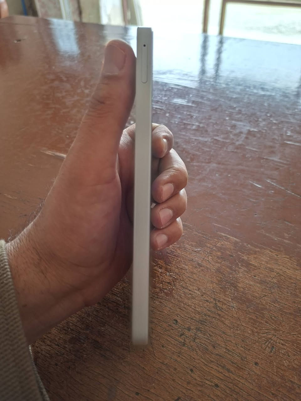 جالكسي A26
لون أبيض ذاكرة 128 العشوائية 6
ملحقات كاملة نضافة 100/100
السعر 250 ألف (بيع فقط)
العنوان بغداد الزعفرانية 
رقم الهاتف ***********
