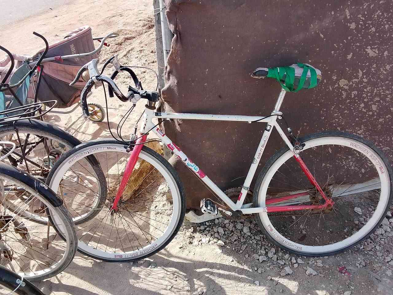 لبيع المكان نزلة ال غصه نهاية حي الصناعي الرميثه الرقم ***********
