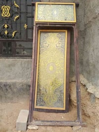 هاذه الباب لل بيع الرقم 07810025123 سعر 460 الف