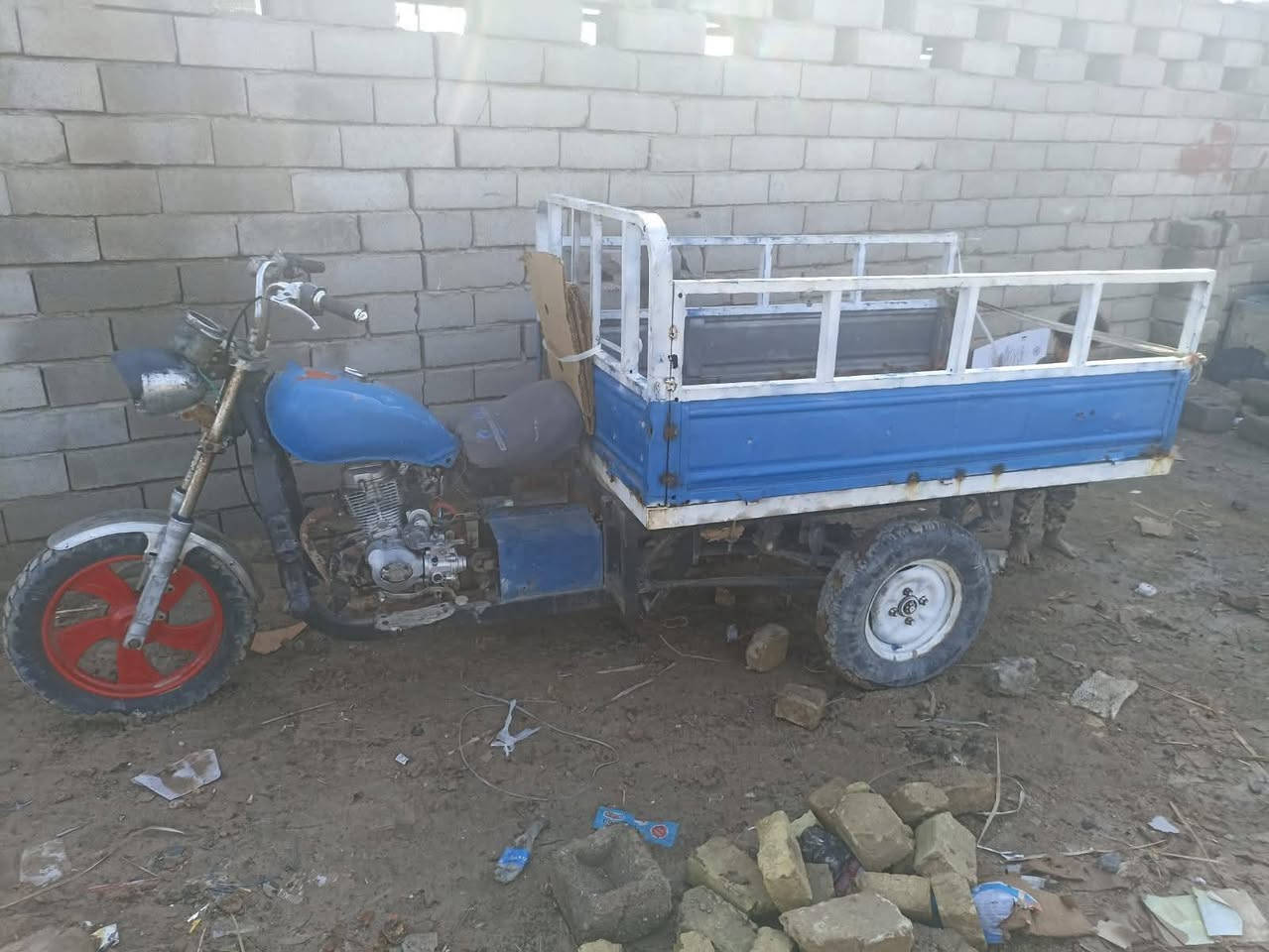 ستوته امتيار ادوات مكفوله من السرقه بالعشاير مكينه خير من الله تواير جدد جوبلس كلهن سعره 400 وبيه مجال بسيط الشراي مكاني القرنه المحكمه جسر المشاة ***********
