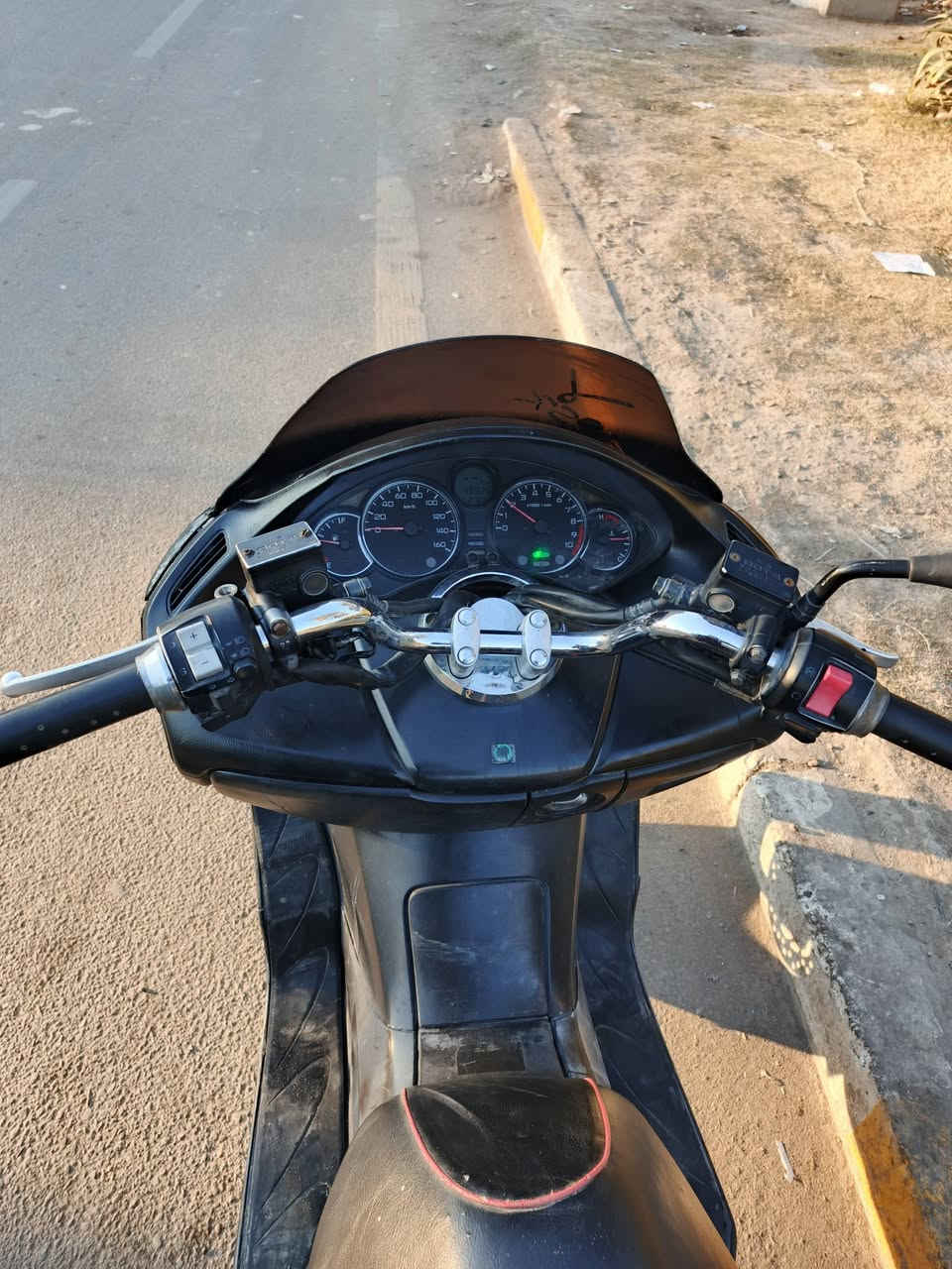 السلام عليكم فورزة 08 للبيع كلشي شغال بل دراجة خير من اللة كير شغال كهربائيات كاملة ***********
