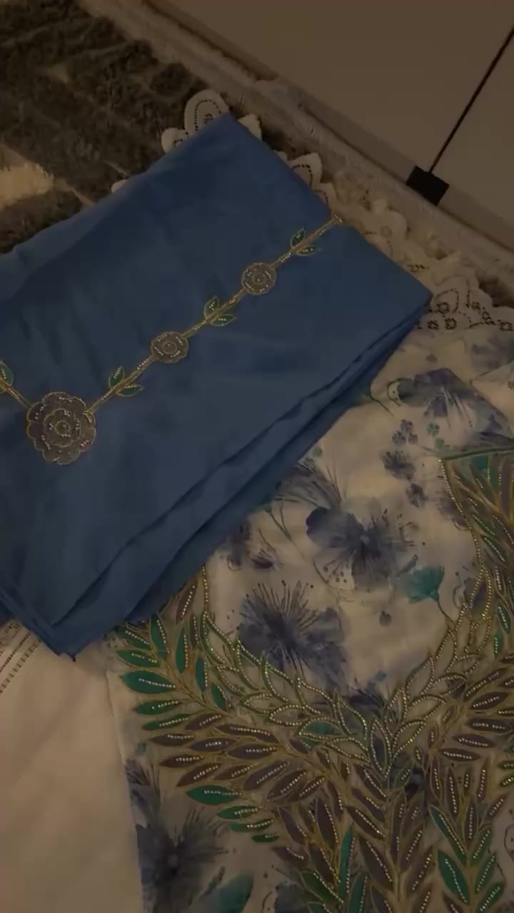 مخور حرير ايطالي + شال شيفون + تطريز وستراس قياس القطعه 4 امتار تلبس الى حد 130 كيلو لسعر 25 الف لتوصيل كل المحافضات 5 الرمادي 3 الف


**إذا كنت صاحب هذا الإعلان وتريد حذفه لأي سبب، رجاءا أرسل رسالة إلى الدعم الفني**