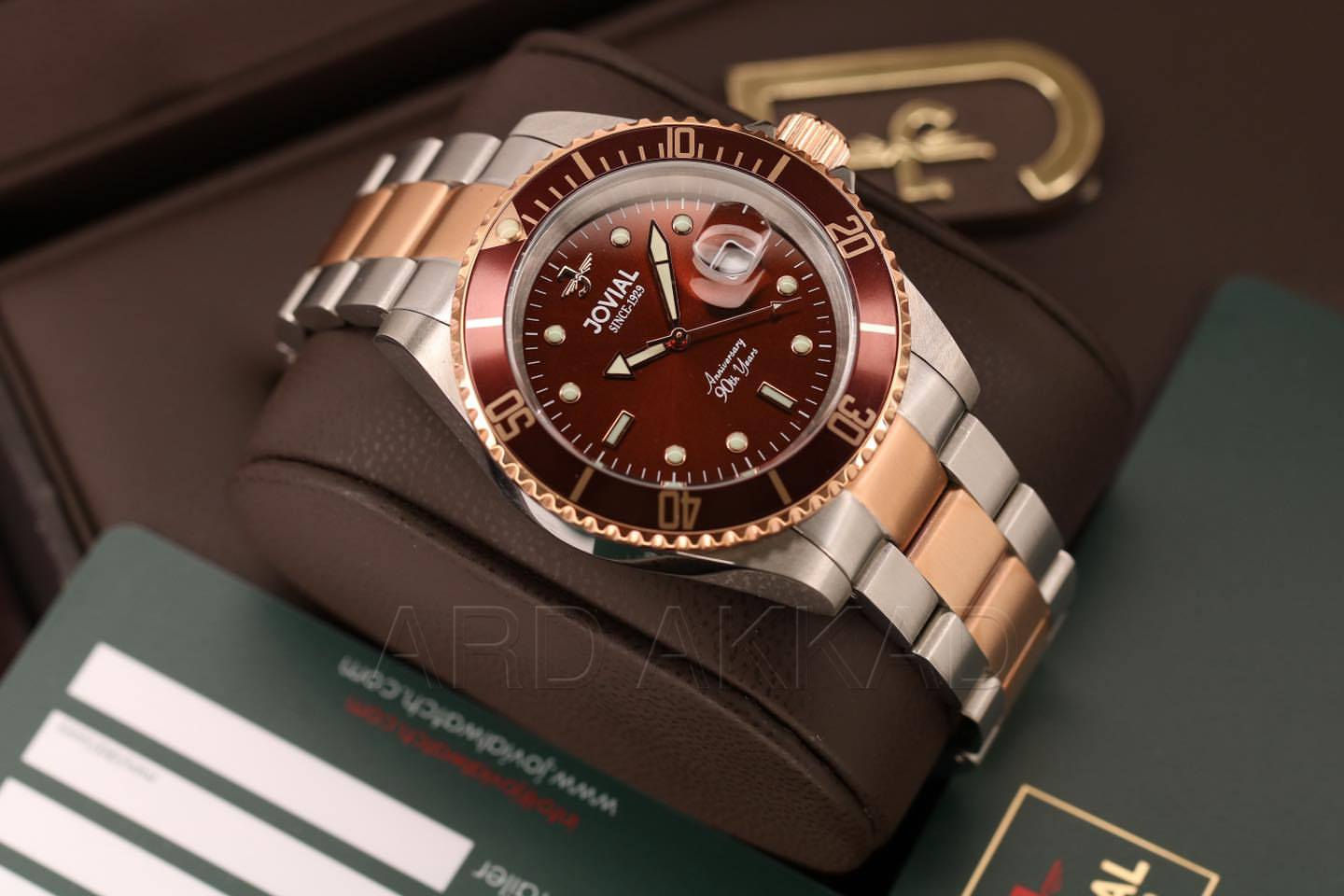 السلام عليكم، ساعات استخدام شخصي

• الجوفيال: (JOVIAL (6700GAMQ10E

- مكينة ذهبية روندا بطارية سويسري اصلي ..
- قفل بحري، طوق دوّار، لومينوس وعدسة للتاريخ ..
- سير دبل قفل بحري، بلون مميز Rose Gold ..
- قطرها 41، وسعرها 120$ قفل بدون عملة ..

• الأورينت: (ORIENT (SKV01002D0-B

- مكينة ياباني اصلي بطارية كرونوكراف ..
- قطرها 42 وسعرها 100$ قفل بدون عملة .. 

• السويس ميلتري (SWISS MILITARY (06-5331.04.007

- مكينة سويسري اصلي بطارية كرونوكراف ..
- الساعة بضمان من مركز الساعات السويسرية/الموصل
- قطرها 42، وسعرها 100$ قفل بدون عملة ..

جميع الساعات اصلية، لا كوبي ولا ومجدد ولا غير مسمىٰ
جميع الساعات مع كافة المرفقات "علبة، بطاقة ضمان، تاك"
جميع الساعات استخدام شخصي على ايدي وبنظافة تامة
تواجد بالموصل كما يوجد توصيل لكافة محافظات العراق 

اي استفسار خاص ويتوفر واتساب *********** ..
