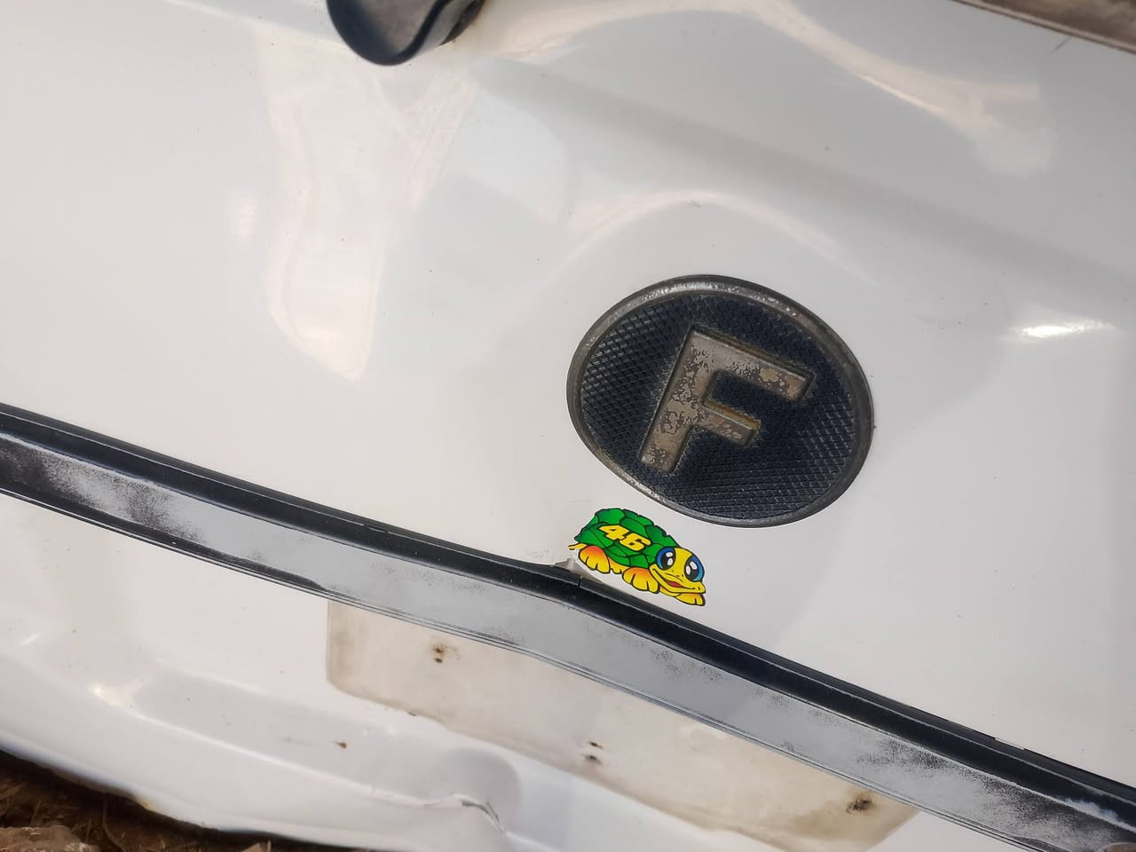 صندوق فتون f للبيع ***********
مكاني بصره حي مهندسين
