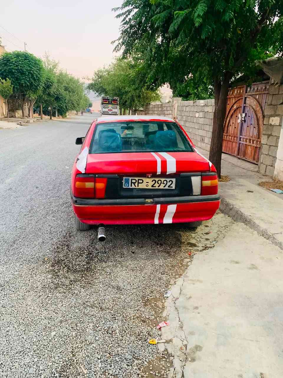 ئۆپل ڤێکترا
مۆدێل1993
مەکینە16
جرکەی تیانیە
تەقەو رەقەی نیە
خایسی نیە
براوە موس بەشەرت
مەکینەی سەرڤ ناکە دوکەل ناکە رۆن نادە
بێ حەیبە
ئی مالی خۆمە
سحری11گەلاو مەحامەلە
شوێن قەلادزی
گۆرینەوەش هەیە
***********
