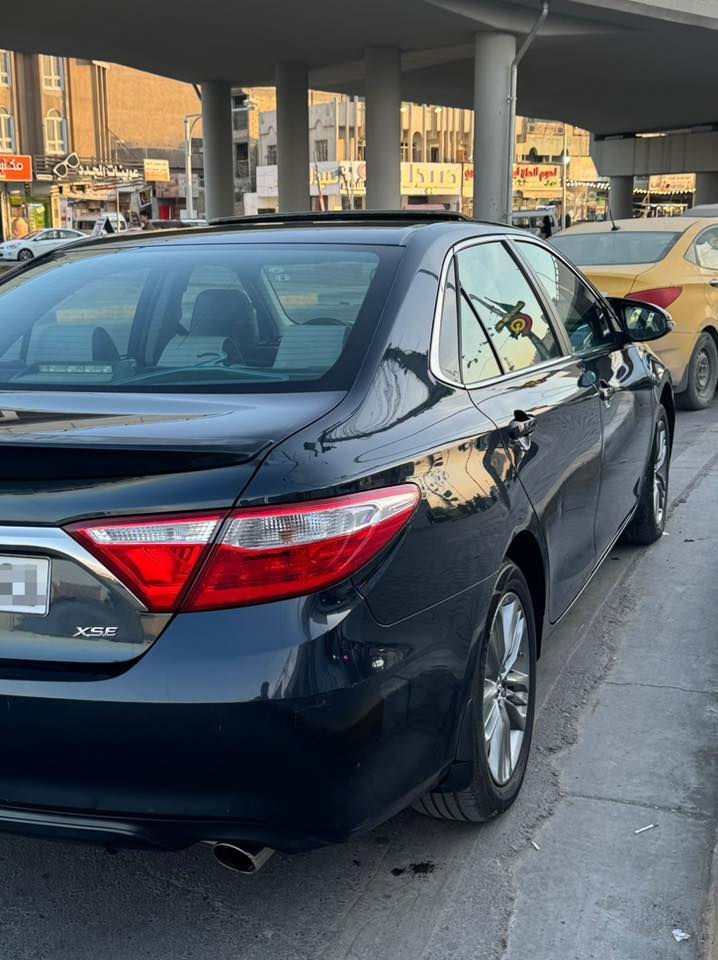 السلام عليكم
كامري 2016 

لون نفطي 

السيارة xse

فول مواصفات 1/1

بصمة

فتحة سلايت 

لايت زنون 3 عدسات

كشن هيتر

مراية كهرباء 

سستم سماعات JBL بلادي

شاشة وكامرة بلادية

السيارة مكفولة كفالة عامة من الضربة والصبغ حتة الدعاميات مكفولة السيارة بأسم خالي موجو تحويل ثاني يوم رقم اربيل 
السيارة ماشية 178 الف 

السعر 180 وبي مجال قليل
التفاصيل كلها كاتبهة اي استفسار اتصال ع رقم  ***********
