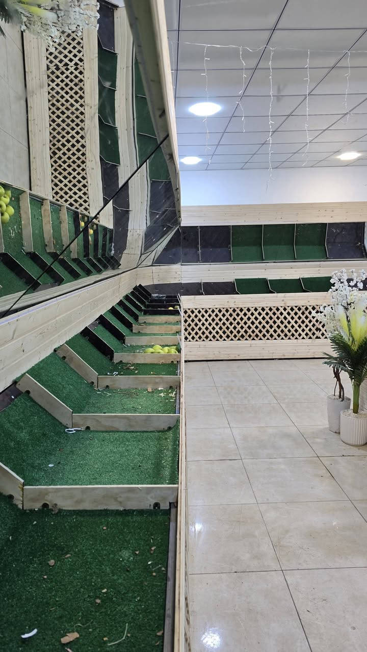 السلام عليكم ..
مكلف بالنشر ..

اخواني هذا ديكور محل خضار  

مكانه اربيل ديكور مرتب وجاهز

صاحبه يريد شريك يدخل ويا في مجال الخظار  يشوف مكان يتفقون علي ..

شغل الخضار خير من الله الكل تعرف 

بس يراد راس مال زين ويتوكل على الله  

الي يحب يدخل شريك يراسلني 

والتوفيق من الله


**إذا كنت صاحب هذا الإعلان وتريد حذفه لأي سبب، رجاءا أرسل رسالة إلى الدعم الفني**