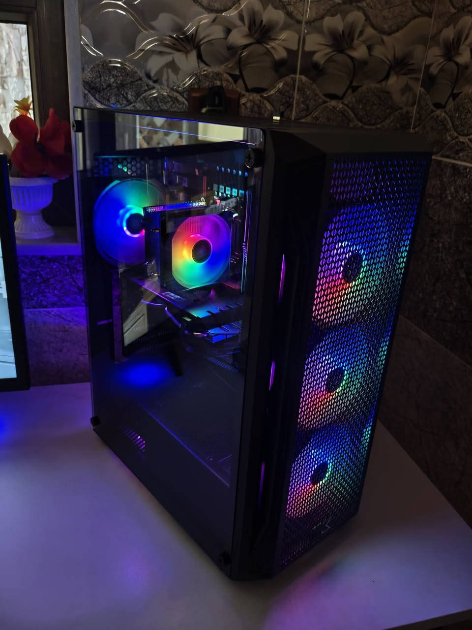 تجميعه زيون للبيع وشاشة اقتصادية
شباب تجميعة زيون  
CPU-XEON E5-2630 v4 
GPU RX 580 8GB DDR5 
MB X99 ATERMITER 
RAM 1×16GB DDR4 2133P
PS AZZA PSAZ 650W BRONZE
SSD 256 TEAMGROUP CX2
CPU COOLER AIGO ICE200 PRO 
CASE XIGMATEK 4FAN
(سعر 350 الف)
التجميعه مفحوص قطعها بالكامل اي خلل ما بيها 
منزل بيها RE9
ويندوز 10 برو محدث هوه والكرت اخر تحديثات
 
 شاشة اقتصادية للبيع 
المواصفات 
MASS 24 WIDE COMPUTER LED MONITOR
VA PANEL
REFRESH RATE 75HZ
FHD 1080×1920
5MS
HDMI-VGA INPUT 
السعر 80 الف 

توصيل 5 لكل المحافظات
البيع فقط بأعتماد 10 اسيا او ماستر ينزل من السعر


**إذا كنت صاحب هذا الإعلان وتريد حذفه لأي سبب، رجاءا أرسل رسالة إلى الدعم الفني**