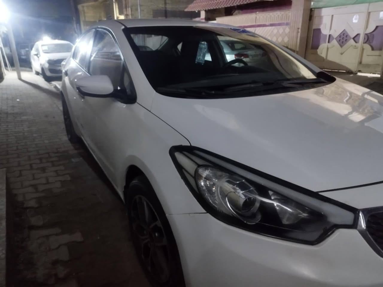 سيراتومديل ١٤ بيه حالوب رقم اربيل باسمي وبيه بيبات صبغ اثرشخط سعر١٠٦ قفل. ***********
