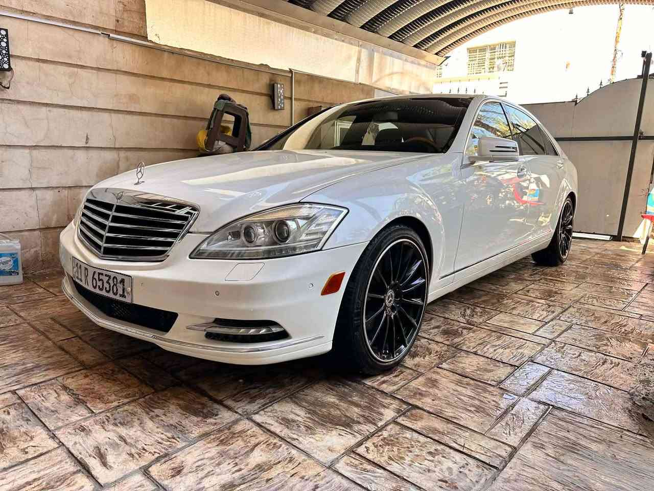 مرسيدس 350 S موديل 2010
فول مواصفات سعرها 195 ورقه فقط جاملغ صبغ والباقي مكفول سيارة جديدة بمعنى الكلمه ماشيه 120 كيلو متر مكانه بغداد رقمي للتواصل ***********
