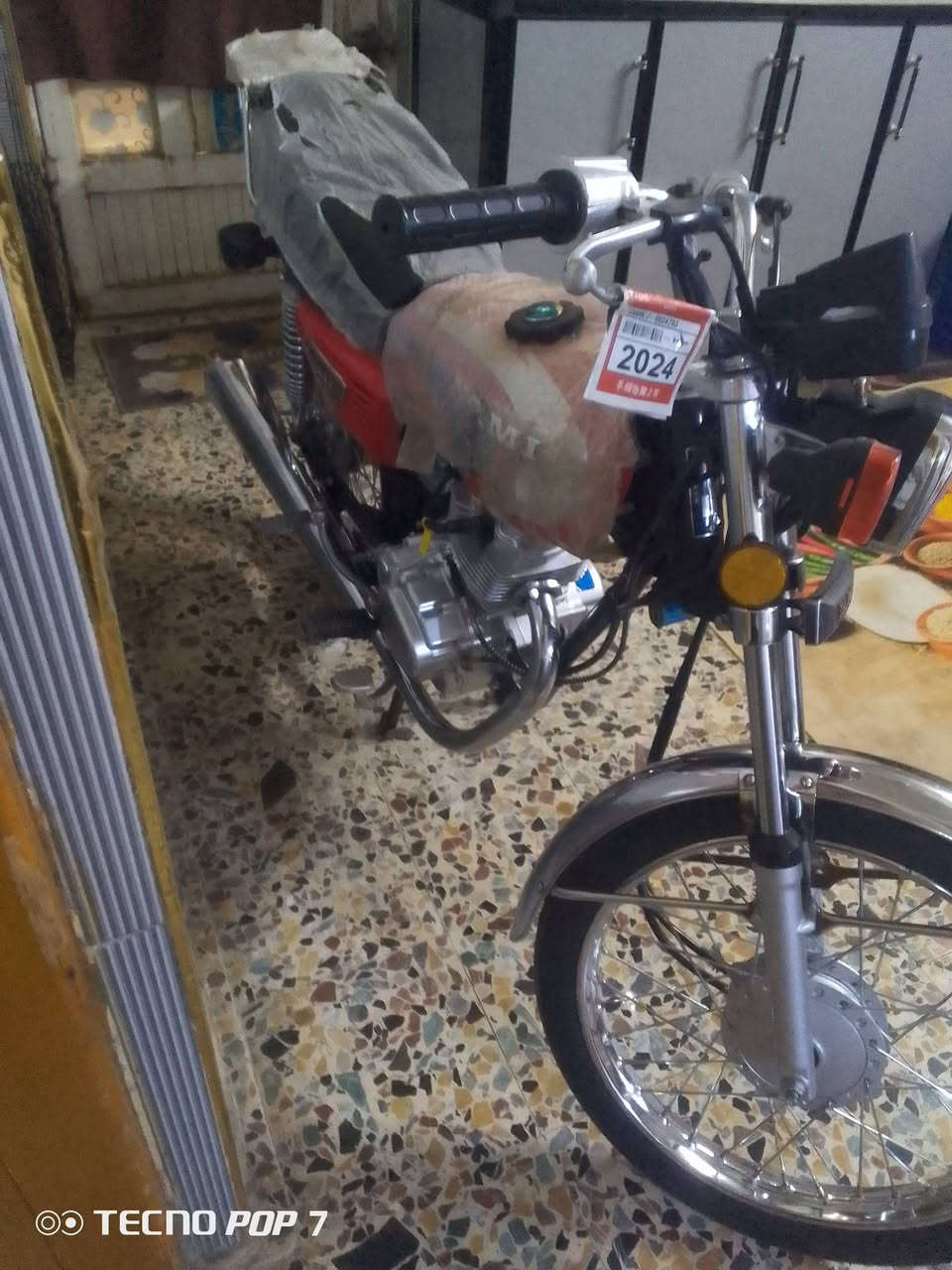 سلام عليكم دراجه للبيع سكنر سبع اوراق وكيل سعره مليون وخمسين وبيه مجال وذا اكو مراوس حربي ويطيني فرق اراوس لمو شراي يطلع كبل...


**إذا كنت صاحب هذا الإعلان وتريد حذفه لأي سبب، رجاءا أرسل رسالة إلى الدعم الفني**