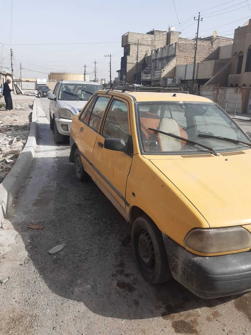 سلام عليكم سياره سايبه صفره ٢٠٠٩ سياره بإسمي رقم بغداد شغاله كير ومحرك مكفول تبريد كامل نقصها غاز سنويتها ليست نافذه رايدها ١٨ الهاتف ***********
