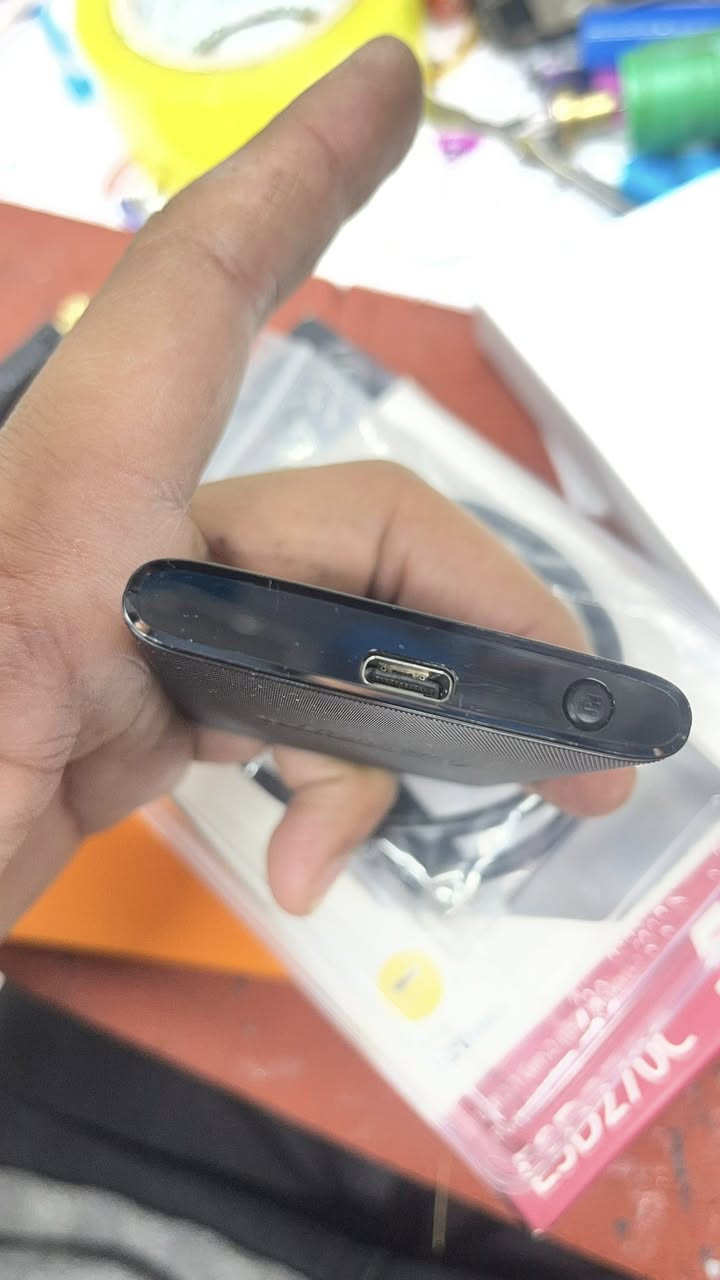 تخزين خارجي محمول
SSD 
Transcend ESD270C
 500gb
  USB 3.1 gen2 520mb/s 
شباب هاذا مو امزون ولا كوبي هارد اصلي 
يشتغل سيريس اكس واس السعر50 الف


**إذا كنت صاحب هذا الإعلان وتريد حذفه لأي سبب، رجاءا أرسل رسالة إلى الدعم الفني**