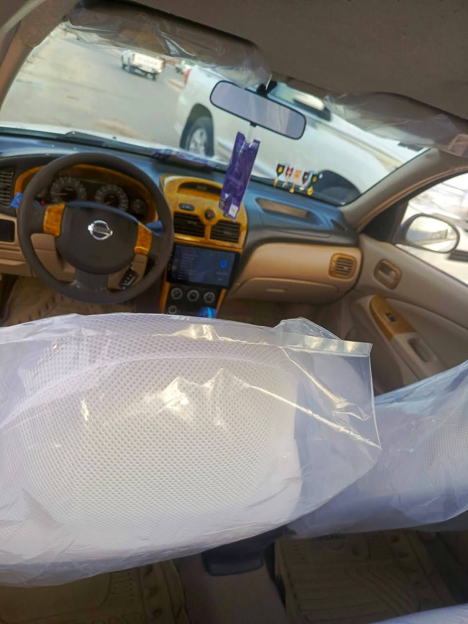 سني كوري للبيع مديل(2009)
رقم بصره دولي بسمي السياره مكفوله من صبغ وتبديل 
مكينه وكير وحداده وتبريد وتدفئه فوول السياره جاهزه للخير ما ذب عليه الف  مكاني بصره شط العرب السعر 85 وبيه مجال رقمي ***********
***********
