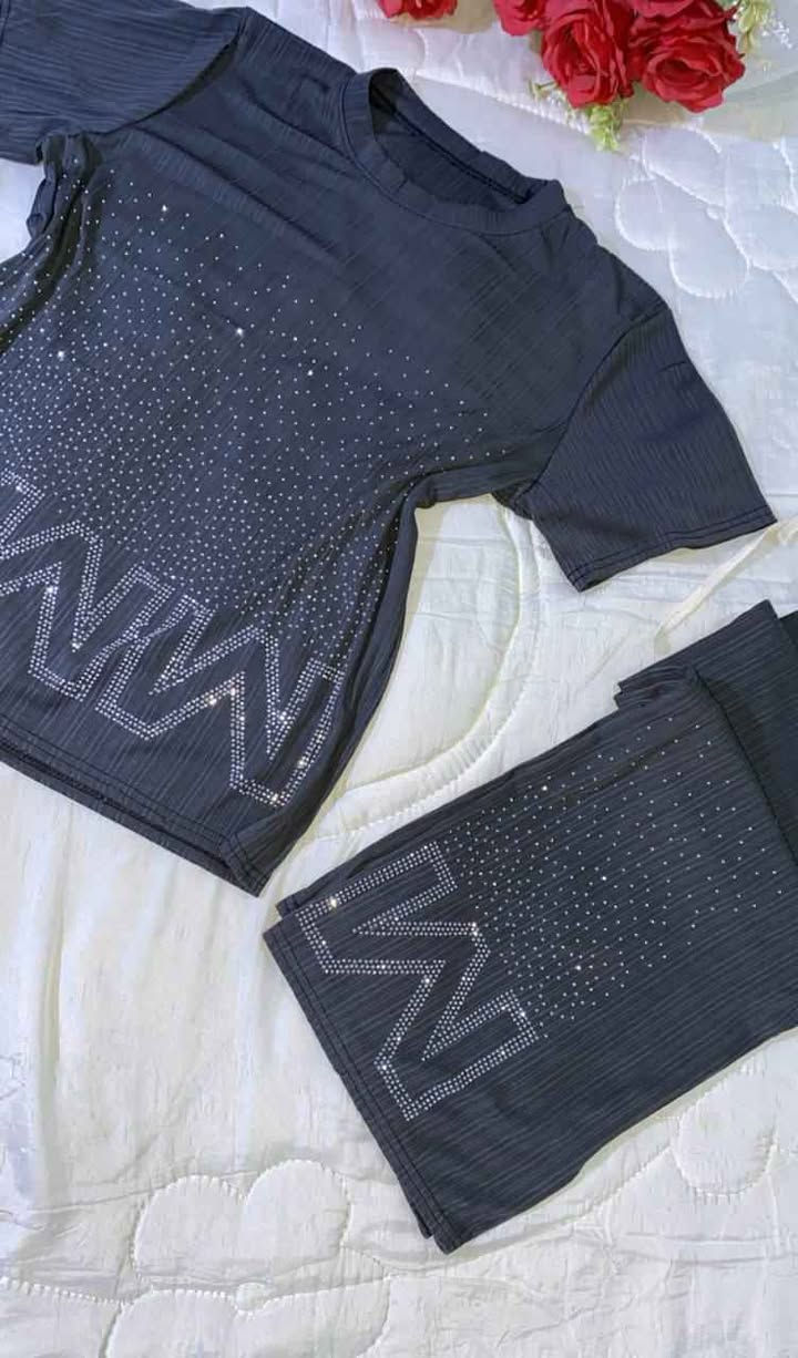 🎀تراك لمع كرستال ماركة  W 🎀

🎀خامة محززه ليكرا فري سايز 🎀

🎀السعر 10.000 🎀 بغداد, العراق


**إذا كنت صاحب هذا الإعلان وتريد حذفه لأي سبب، رجاءا أرسل رسالة إلى الدعم الفني**