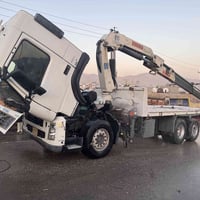 ڤالڤۆ سە حال  ٢٠٠٥ کرینی pmلەسەرە١٠طن ٤صلایت ژمارەی خاوەنی ٠٧٧٠١٥٥٨٣١٣