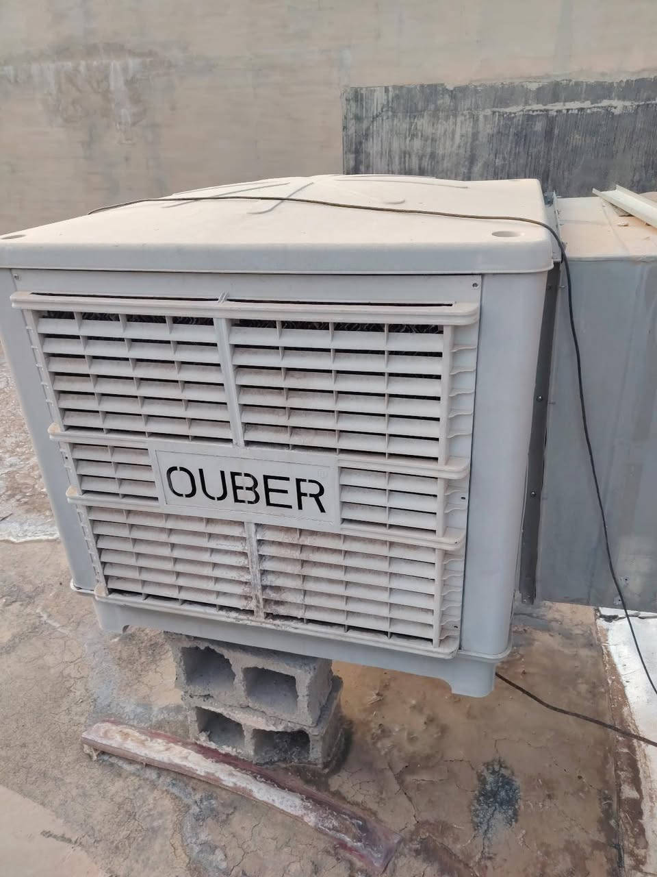 سلام عليكم للبيع مبرده حجم جبير ماشالله ثلج سعر 475بي مجال للطيبين 
@إشارة  @إشارة *********** كركوك, العراق
