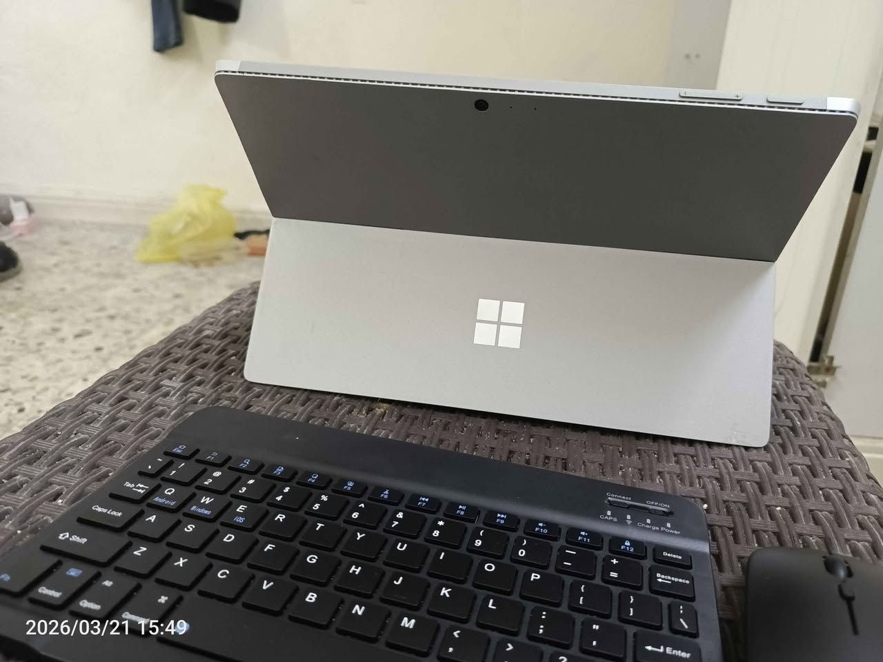 Microsoft surface pro 4
معالج كور 5 الجيل السادس
رام 8 كيكا 
هارد 256 ssd  جدا سريع 
كارت شاشه داخلي 4 كيكا 
شاشة لمس حجم 11 انج full HD 
شحن يدوم 4 ساعات واكثر 
كامرة امامية وخلفية 
ملحقات شاحنة و ماوس وكيبورد لاسلكي 
السعر 180 الف نهائي بغداد, العراق


**إذا كنت صاحب هذا الإعلان وتريد حذفه لأي سبب، رجاءا أرسل رسالة إلى الدعم الفني**