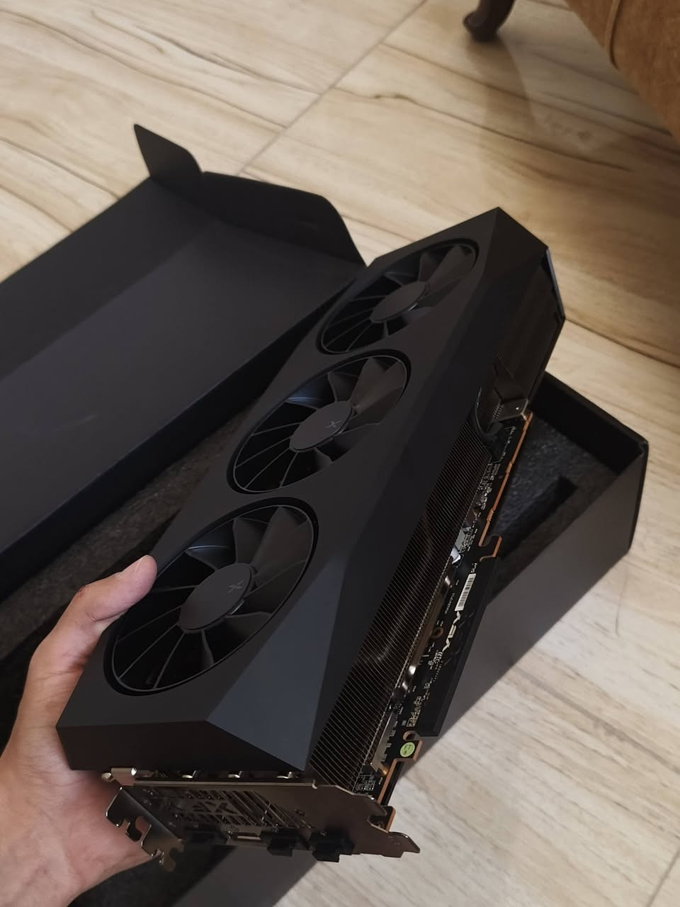 XFX MERCURY AMD Radeon RX 9070XT OC 16GB RGB
اقوى النسخ من الكارت قطعه (ما مستخدمه) فقط مفحوصه و اللي يريد الفحص يتفضل خاص 
السعر مليون و 150 الف


**إذا كنت صاحب هذا الإعلان وتريد حذفه لأي سبب، رجاءا أرسل رسالة إلى الدعم الفني**