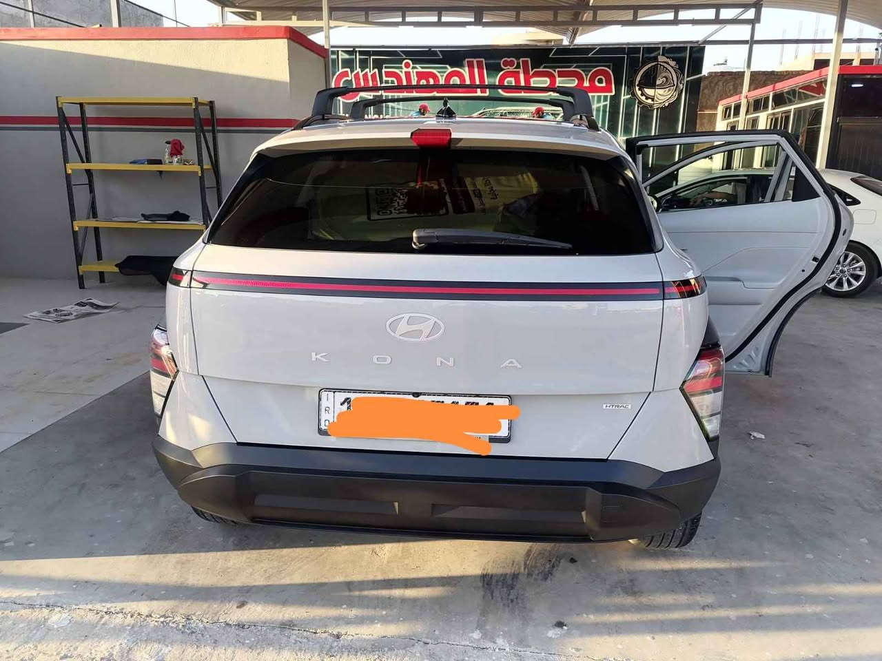 سلام عليكم ورحمه الله 
كيا كونا طراز 2024سمنتي الون رقم بغداد باسمي وارد امريكي مكينه 2000 دوش تحكم ستيرن كير عادي واتوماتيك تبريد فول حداديه فول فور ويل تحكم ذاتي السعر 175$ ومجالها بسيط 
*********** Singapore
