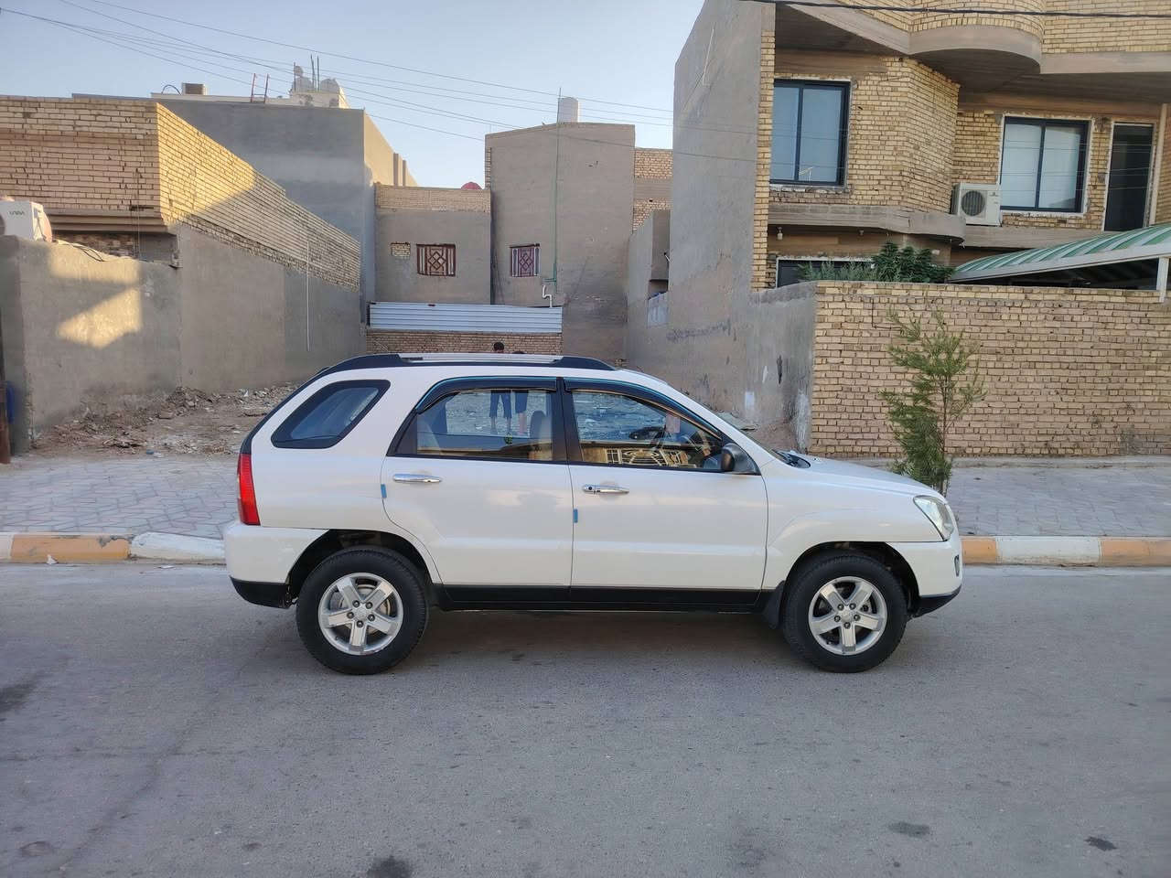 يا الله كيه سبورنج موديل 2009
رقم بغداد دولي تحويل ثاني يوم 
محرك 200مرغوب كير خير من الله 
تخم تاير جديد صدر جديد صدر جديد 
كهربائيات كلها شغاله فول مواصفان فتحه سقف طكتين 
كامره شاشه بلاتوث ويل كب خمسه سياره مكفوله كفاله عام سونار مرقف مع النشر العنوان واسط النعمانيه 
السعر 120بيها مجال حك الجيه 
***********
***********
