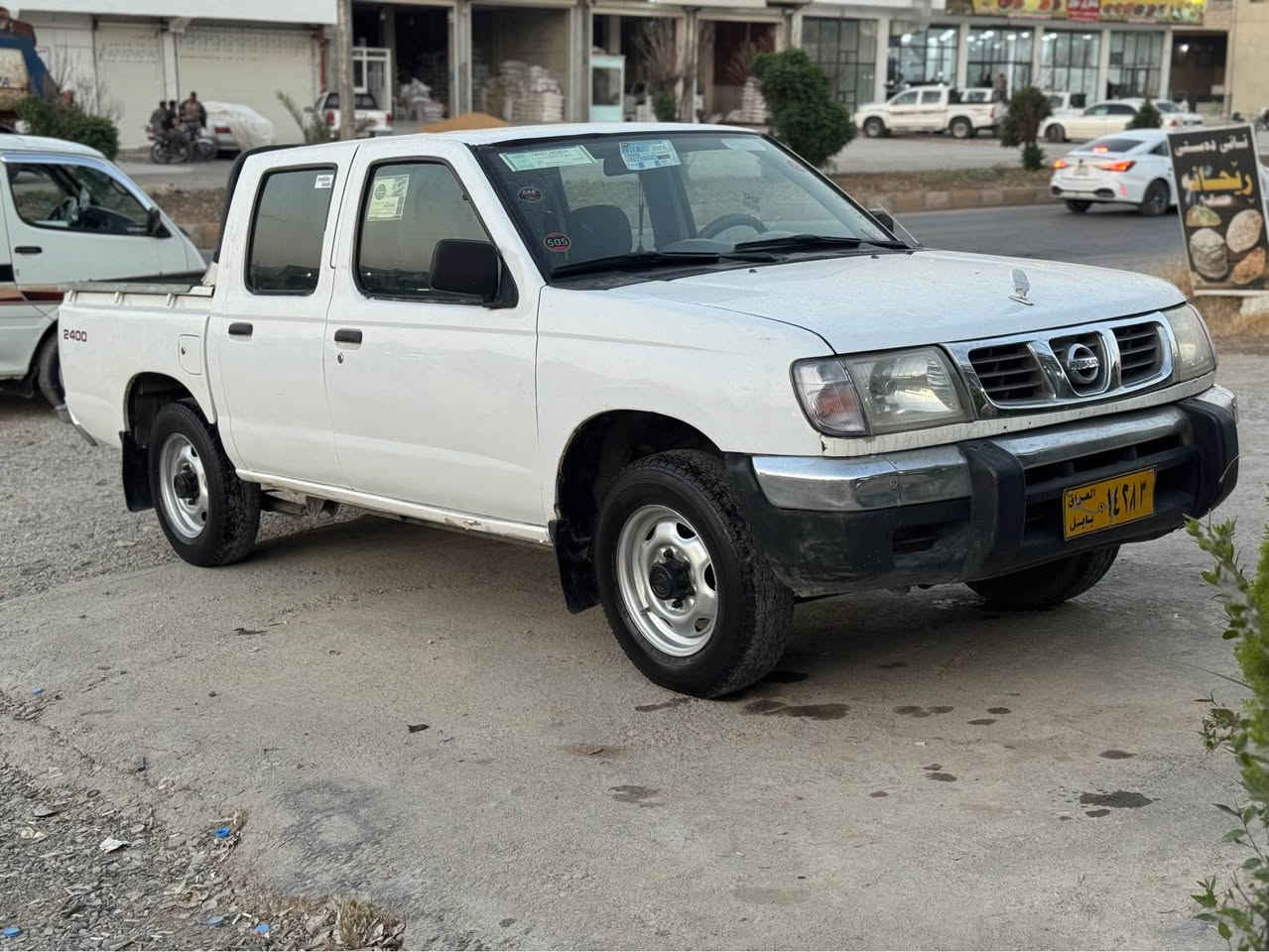 سڵاو نیسان مۆدێل 2002تەبردو پاوەر ئاڕمی پلاستی کی هەو لێرە تەویل عەسڵە ئاڕمو ئەوە لیاتو
موسو بڕاوەو خەرامەی بەشەرت سەیارە کە پەڵە پەڵە بۆیاخی هەیە بەڵام خی زام نیە سەقفی بیاخنیە پێشو دوای کەپسە  ڕیڕو مەکی نەو تەقەوڕە قەو وەر گەڕاوی بەشەرت 
سەیارە کەتوندو تۆڵەو ماڵی دۆسە 
نرخ 73گەڵاو مەعامەلە
ژم *********** 
*********** السليمانية, العراق
