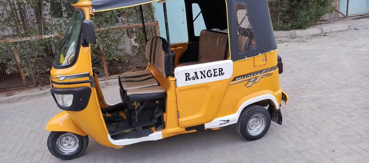 تيك توك موديل 21 رقم سنويه انجليزي جاهز 

محرك مفتوح مجفف التجف في شركه والبدي شوف العين 

بصره حيانيه 60 قرب جامع سيد نعمه 6200 وبيها مجال 

قليل كلش للشراي والمو شراي لا يعلق ولا يكسر بحلال العالم 

***********
