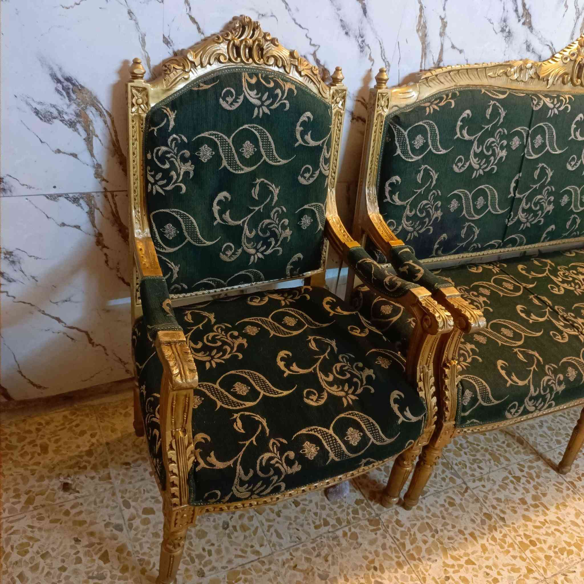 تخم زان مصري 14 مقعد قنفات 2 و 8 كراسي سعر 350 عنوان الحبيبية بغداد, العراق


**إذا كنت صاحب هذا الإعلان وتريد حذفه لأي سبب، رجاءا أرسل رسالة إلى الدعم الفني**