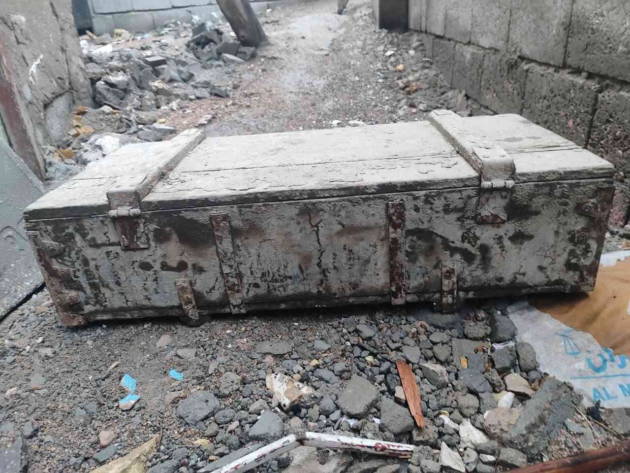 صندوك عده حجم جبير جديد لا كسر ولا فطر هوه والقفاله مالته سعر 30 مكاني بغداد تاجيات كلشي مابي بس عوزه تنضيف الن اني مخلي ب صطح ***********
